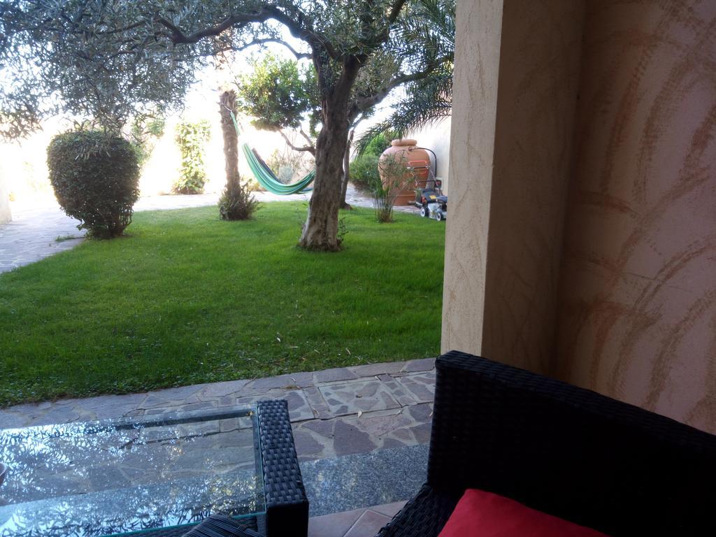 Nora Guesthouse Rooms And Villas Pula Exterior photo